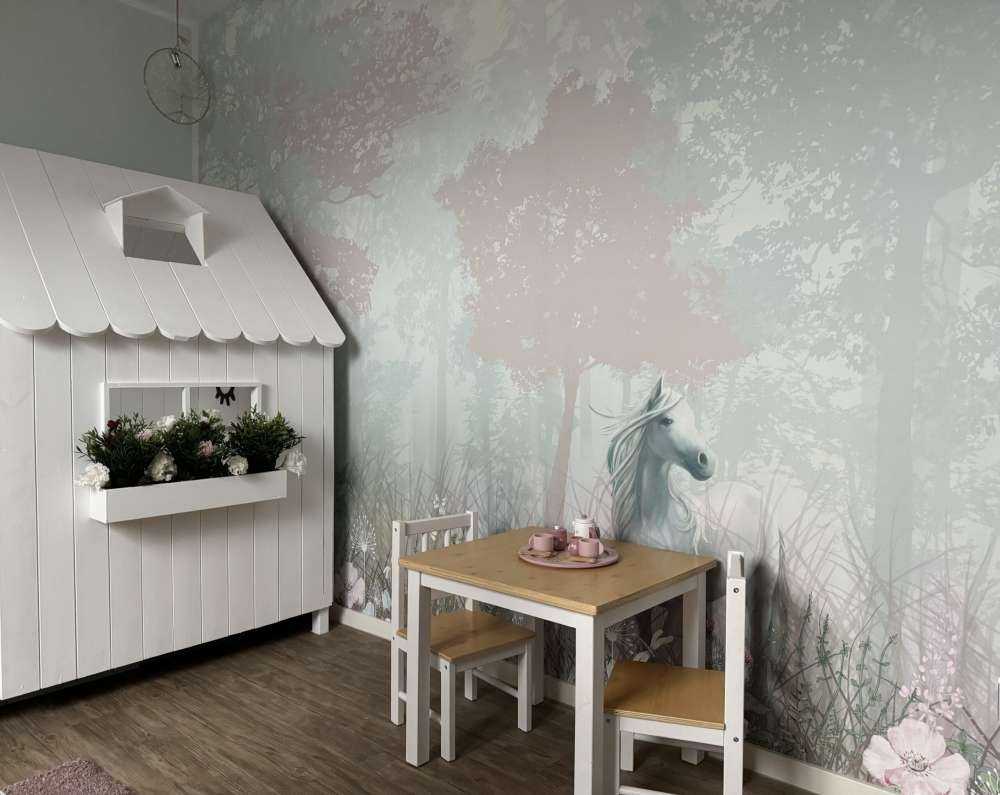 Blauw en roze bos