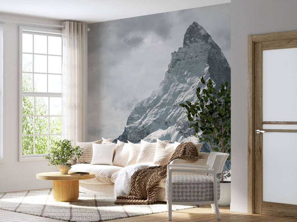 Puntige bergtop