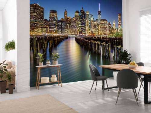 Lower Manhattan vanaf een oude pier in Brooklyn